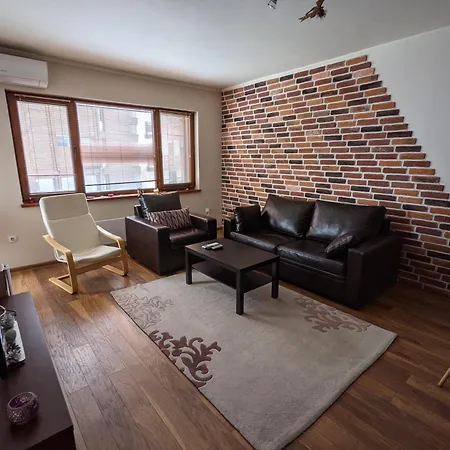 Spacious Modern 1br Near The Gondola *