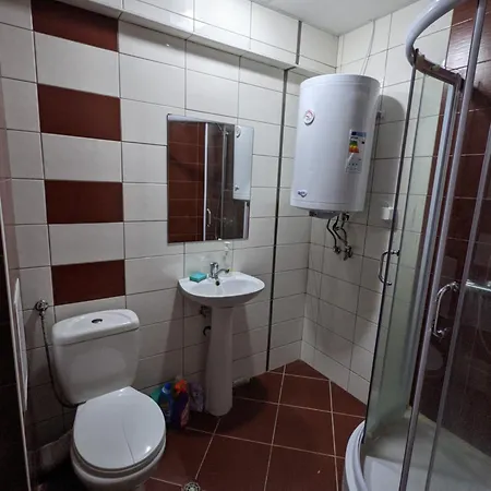 Spacious Modern 1br Near The Gondola Апартамент
