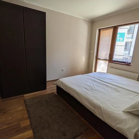 Apartment Spacious Modern 1br Near The Gondola Bansko