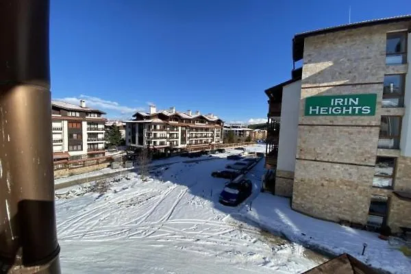 Spacious Modern 1br Near The Gondola